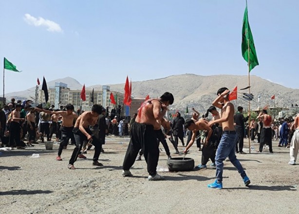 Foto - Taliban kontrolündeki Afganistan'da Kerbela şehitleri için tören düzenledi