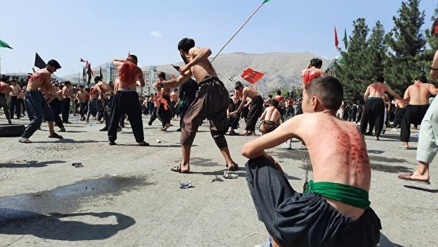 Foto - Taliban kontrolündeki Afganistan'da Kerbela şehitleri için tören düzenledi