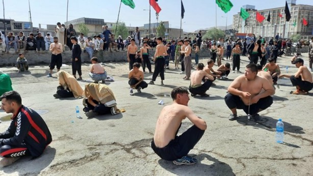 Foto - Taliban kontrolündeki Afganistan'da Kerbela şehitleri için tören düzenledi