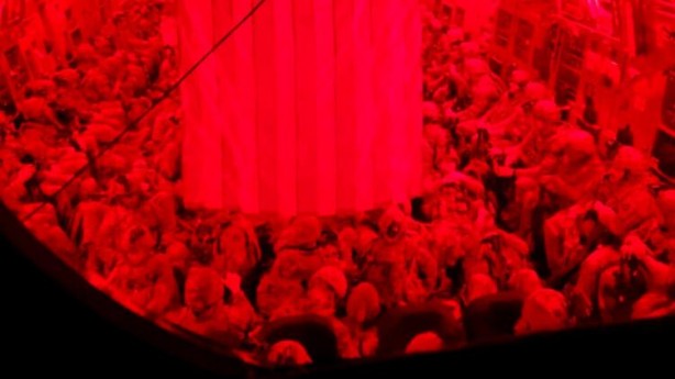 Taliban’dan kaçanlara utanç verici öneri! Dünya bu milyarderi konuşuyor