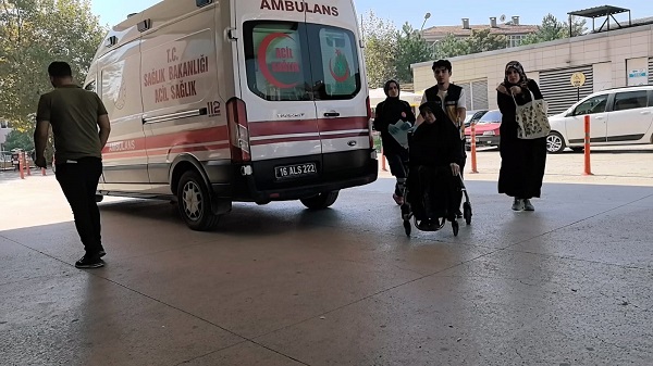 Foto - Talihsiz kadının kolu hamur yoğurma makinesine sıkıştı