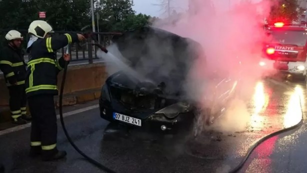 Talihsizlik mi ihmal mi? Aldığı arabada hayatının şokunu yaşadı