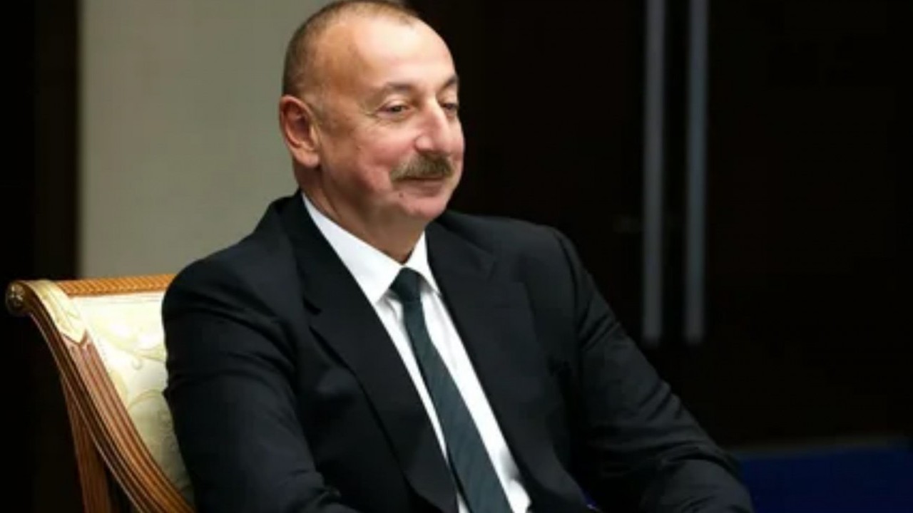 Foto - Talimatı Trump mı verdi? Aliyev'den 2 milyon dolarlık imza