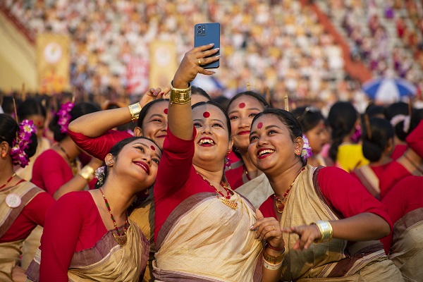 Foto - Tam 11 bin kişi toplandı! Hindistan’da ilginç bir rekor kırıldı