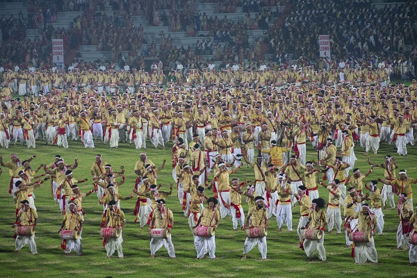 Foto - Tam 11 bin kişi toplandı! Hindistan’da ilginç bir rekor kırıldı