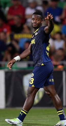 Foto - Tam 11 milyon Euro teklif: Yeni yıldızı oluyor! İsmail Kartal'ın hamlesi: Saha dolup taşacak!