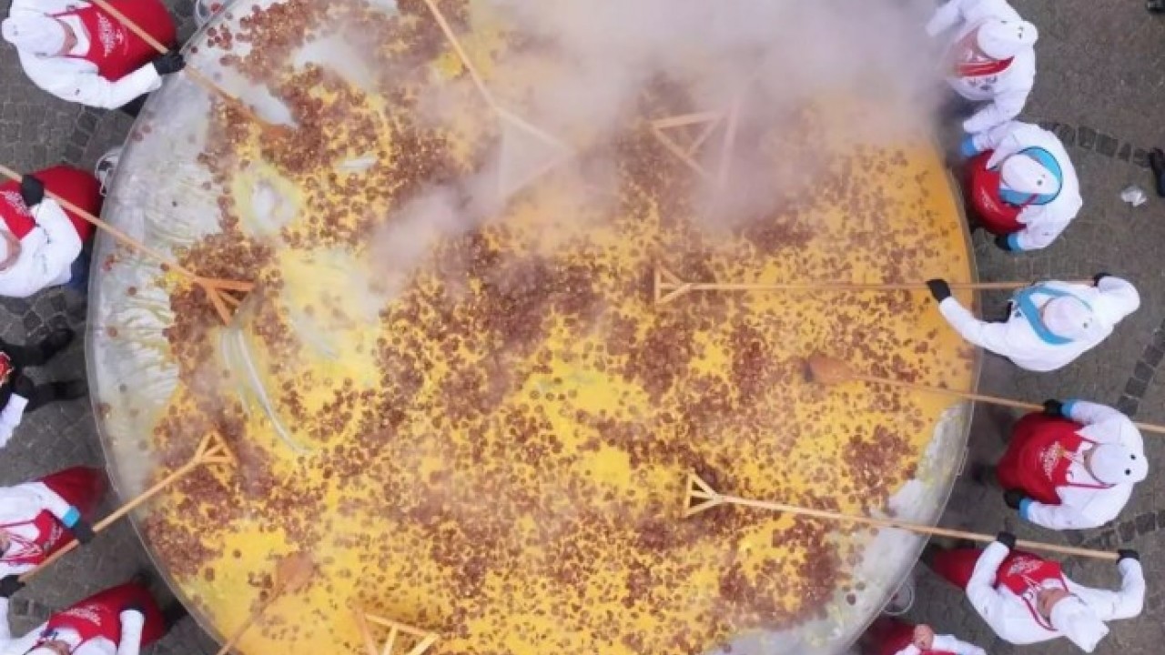 Foto - Tam 1930 kilo ağırlığında: Afyon'da dünya rekoru kırıldı!