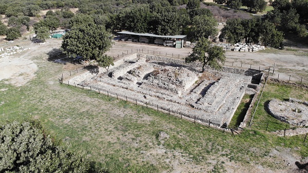 Foto - Tam 2 bin 200 yıllık! Bakın antik dönemde dükkanlar nasıl oluyormuş