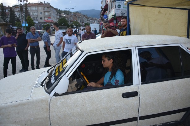 Foto - Tam 20 kilo kullanıldı! Aracın etrafındakini duyunca çok şaşıracaksınız