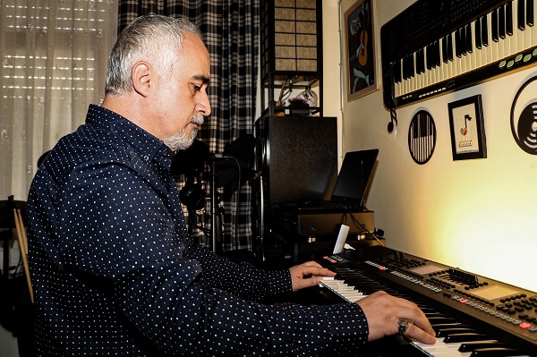 Foto - Tam 20 senede oluşturdu! Müzik öğretmeninin 1 milyon liralık tutkusu