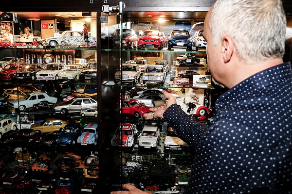 Foto - Tam 20 senede oluşturdu! Müzik öğretmeninin 1 milyon liralık tutkusu