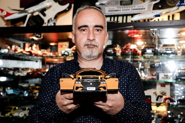 Foto - Tam 20 senede oluşturdu! Müzik öğretmeninin 1 milyon liralık tutkusu