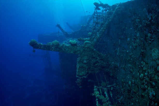 Foto - Tam 23 yıl önce batmıştı! Yüzlerce hacıyı taşıyan o feribotun batığı böyle görüntülendi! Bakın içinden neler çıktı