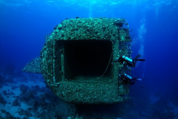 Foto - Tam 23 yıl önce batmıştı! Yüzlerce hacıyı taşıyan o feribotun batığı böyle görüntülendi! Bakın içinden neler çıktı