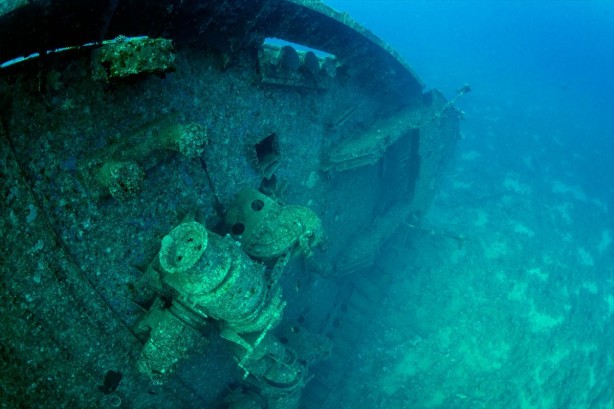 Foto - Tam 23 yıl önce batmıştı! Yüzlerce hacıyı taşıyan o feribotun batığı böyle görüntülendi! Bakın içinden neler çıktı