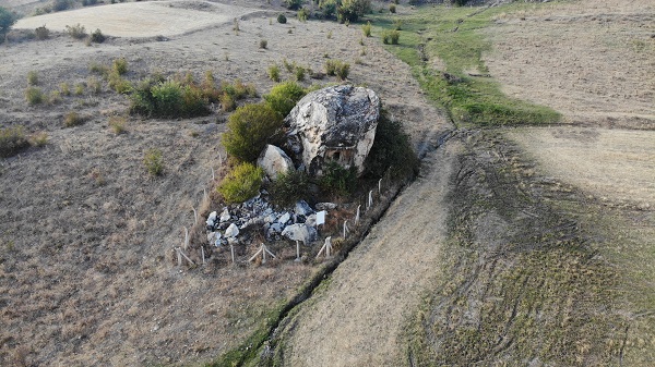 Foto - Tam 24 asırdır ayakta! Herkesin gözü bu mezarda
