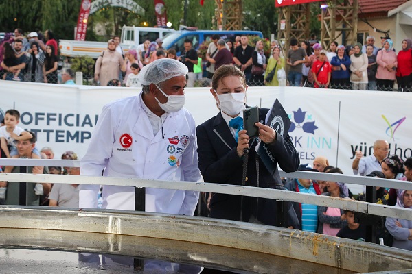 Foto - Tam 30 bin 292 litre! Tarhana çorbası Guinness Rekorlar Kitabı'na girdi