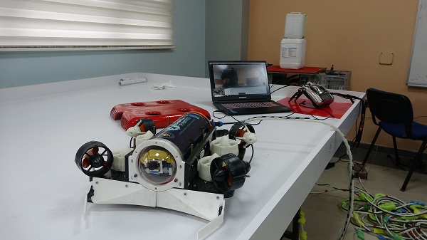 Foto - Tam 30 metre dalıyor! Liseli gençler robot geliştirdi