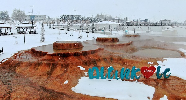 Foto - Tam 48 derece! Burada kar yağar yağmaz eriyor
