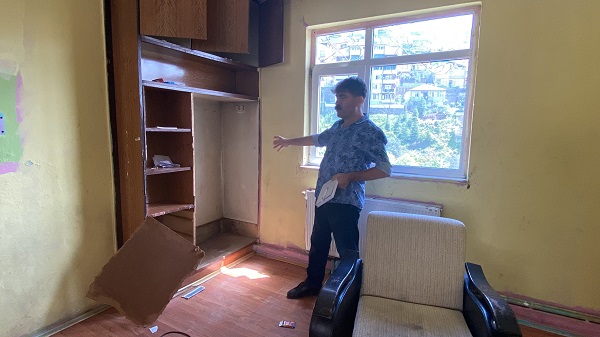 Foto - Tam 6 sene sonra gördü! Evini kiraya verdiğine bin pişman oldu