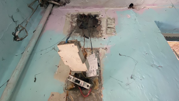 Foto - Tam 6 sene sonra gördü! Evini kiraya verdiğine bin pişman oldu