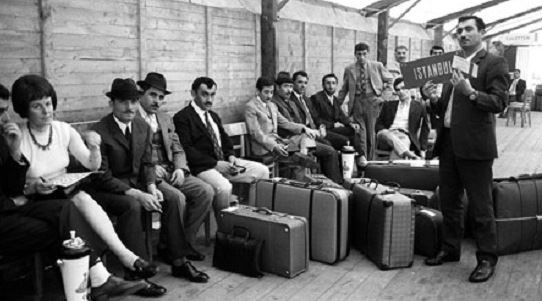 Foto - Tam 63 yıl önce tek teker söylenmiş! İşte Almanya’ya giden işçilere verilen nasihatler