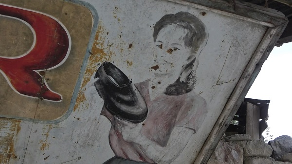 Foto - Tam 68 yıl önce yapıldı! Bu tabelayı görenler hayrete düşüyor