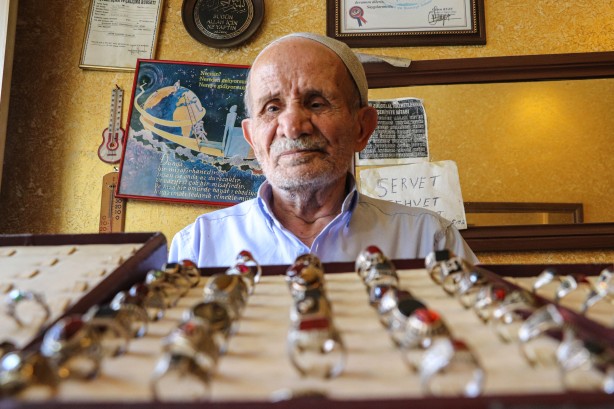 Foto - Tam 77 yıldır gümüş İşledi: Onlara adeta can veren, ilgi duyan kuyumcu!