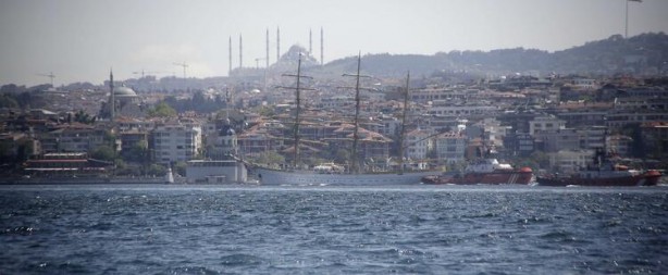 Foto - Tam 84 yaşında! Yüzen tarih İstanbul'da