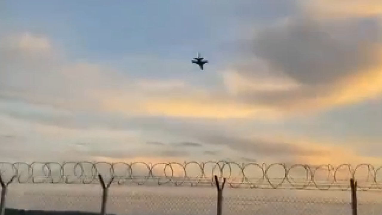 Foto - Tam anlamıyla felaket! F-16 savaş uçağı yere çakıldı