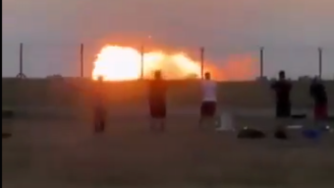 Foto - Tam anlamıyla felaket! F-16 savaş uçağı yere çakıldı