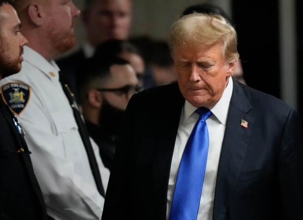 Foto - "Tam bir rezillik" diyen Trump: Sonuna kadar savaş!