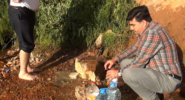 Foto - Tam bir şifa kaynağı! Bu suyu içmek için kilometrelerce yol gidiyorlar