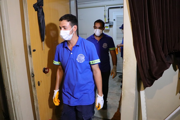 Foto - Tam iki kamyon dolusu... Çöp evden dram çıktı