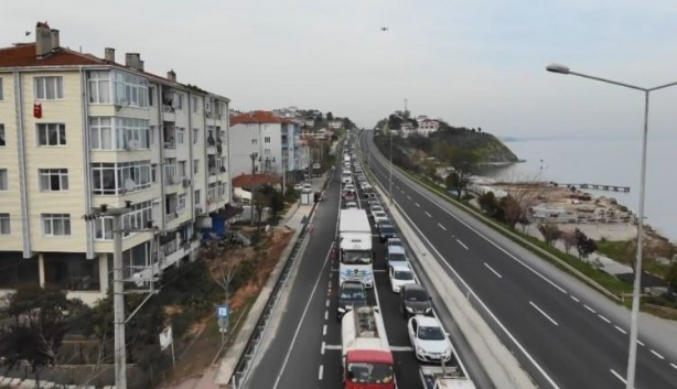 Foto - Tam kapanma başladı sokaklar sessizliğe gömüldü
