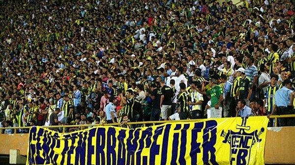 Foto - Tamam, Türk'ün ruh köküne düşman kriptolar bunu yaptı ama... Alooo! Anlı şanlı taraftar grupları neredesiniz? 