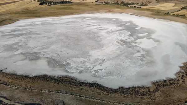 Foto - Tamamen kurudu! Bakın gölden geriye ne kaldı