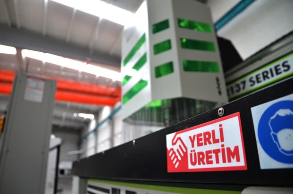 Foto - Tamamen yerli mühendislik ürünü! Rus uçak ve kamyon parçaları Türk tezgahlarından geçiyor