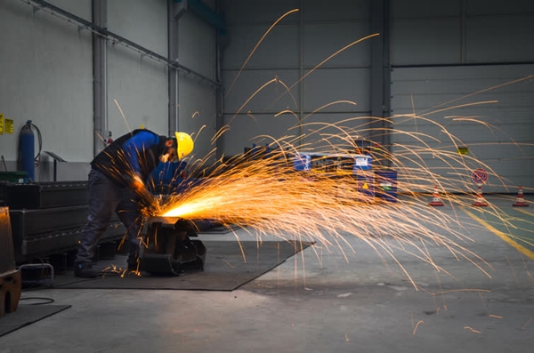 Foto - Tamamen yerli mühendislik ürünü! Rus uçak ve kamyon parçaları Türk tezgahlarından geçiyor