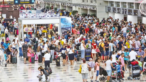 Foto - Tamı tamına 2 milyon kişiler! Türkiye’nin o şehrine adeta akın ettiler