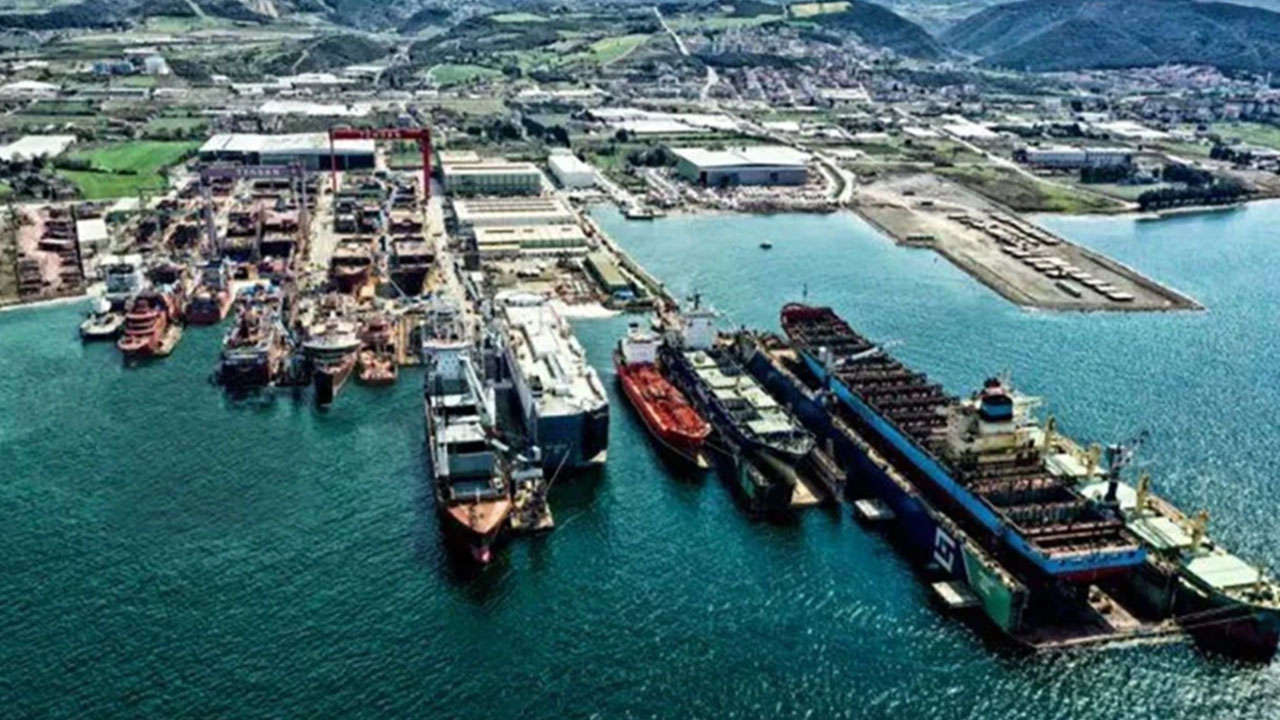 Foto - Tamı tamına 221 milyon Avro ile Türkiye'nin kapısını çaldılar: Bize gemi yapın