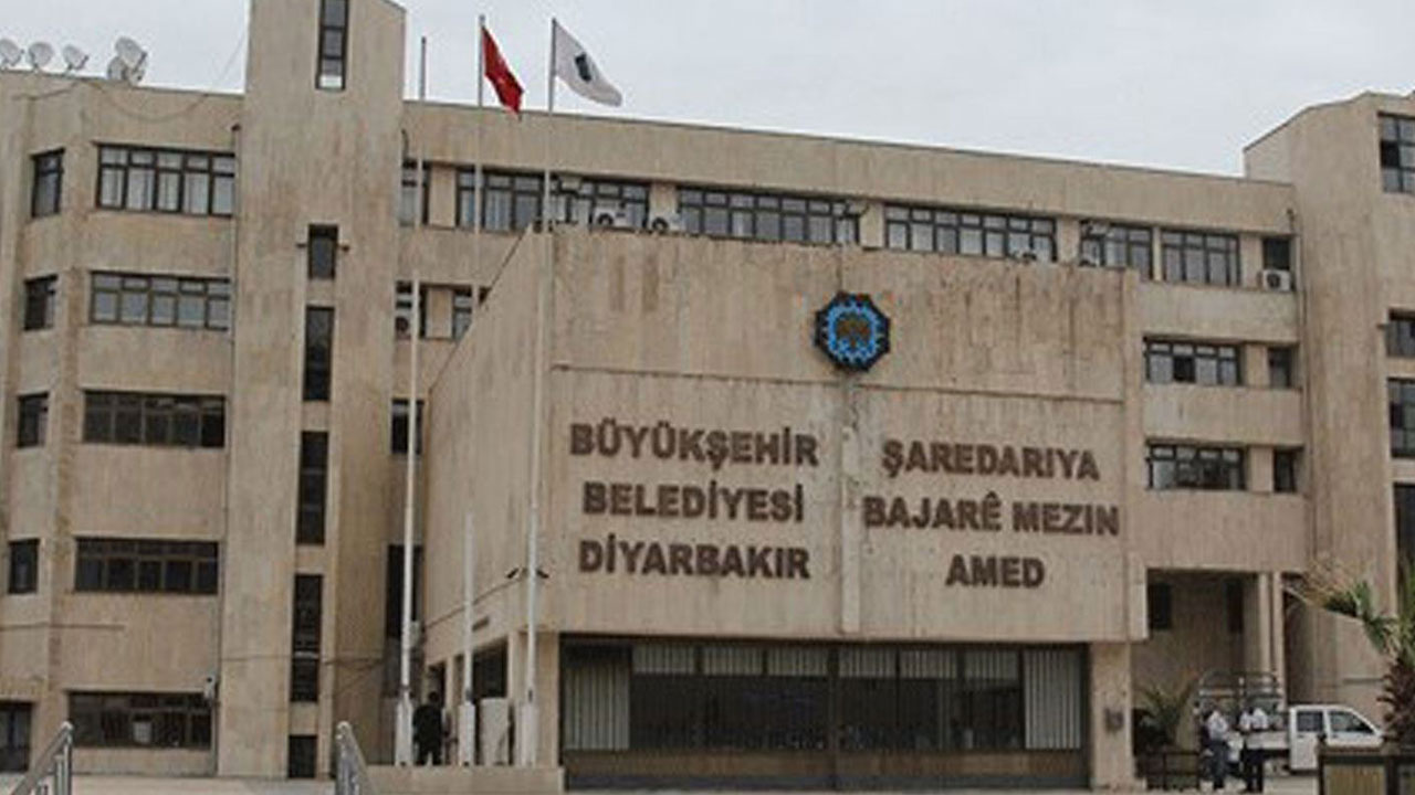 Foto - Tamı tamına 846 kişinin işine son verdiler! O belediye bayramı zehir etti