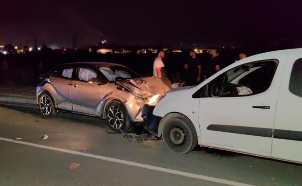 Foto - Tamirciye bırakılan araçla gezi keyfi kazayla bitti: 6 yaralı