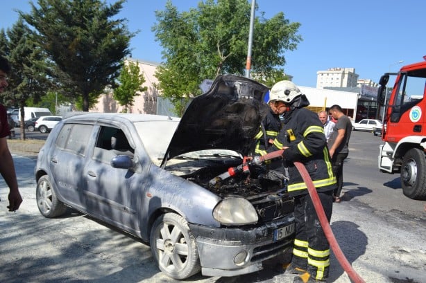 Foto - Tamire gidiyordu! Alev alev yandı