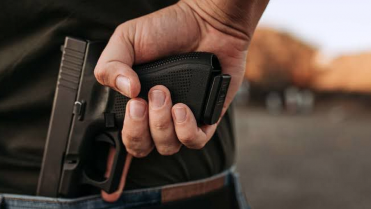 Taner Akkuş: Çocuklarımız İçin Silahlarımızı Bırakalım... Şoka sokan okul saldırıları sonrası... 