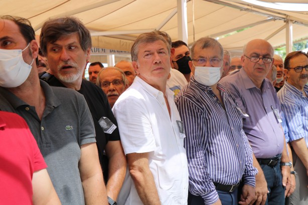 Tanju Çolak’tan babası Mustafa Çolak'a son görev