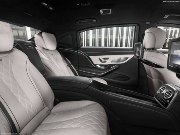 Foto - Tank gibi Mercedes!