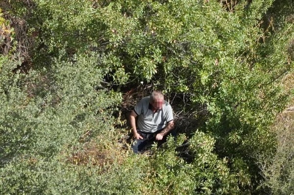Foto - Tansiyonu düştü, falezlerde düştü