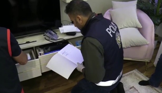 Tapu dolandırıcılarına eş zamanlı dev operasyon! Onlarca kişinin canını yakmışlardı