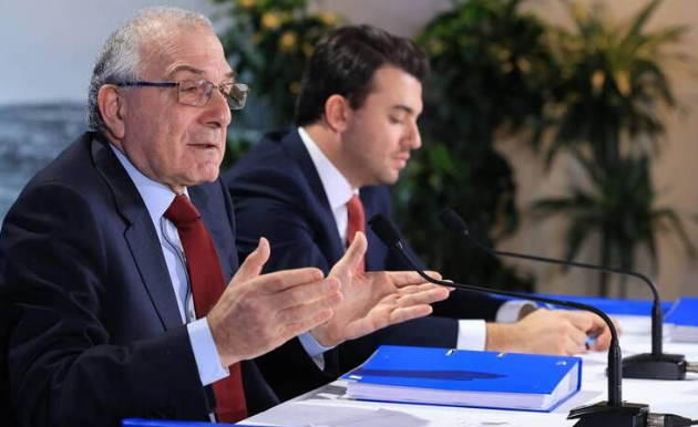 Foto - Tarafsızlığın geldiği son nokta! Cübbe altında savunma vekilliği "Durun, daha çok döneceksiniz"